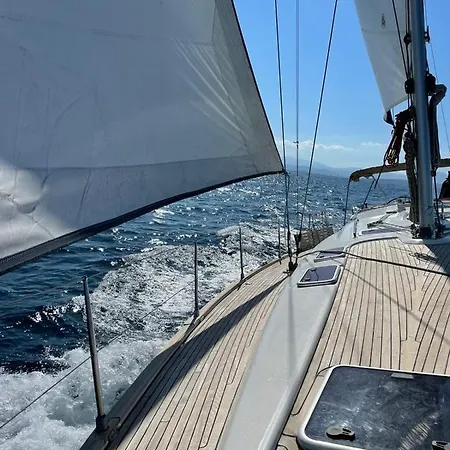 Botel Dolce Dormire A Bordo Di Merope *
